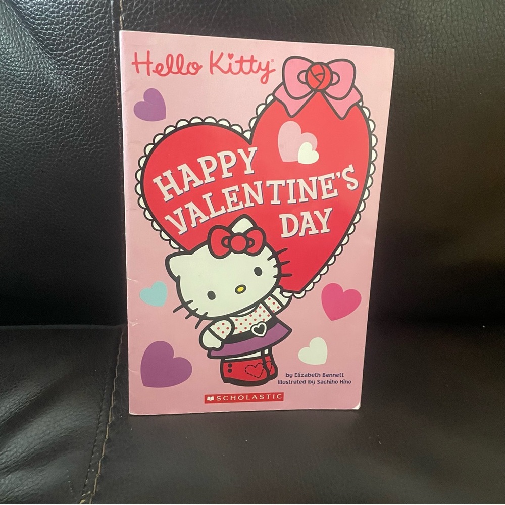 Scholastic Hello Kitty Valentine's Book with Pink and Red Hearts